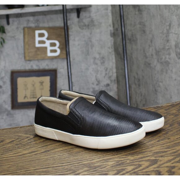 NWT Naturalizer Womens Marianne Sneaker Pull On E7755L3 Black 8.5M - Picture 8 of 14